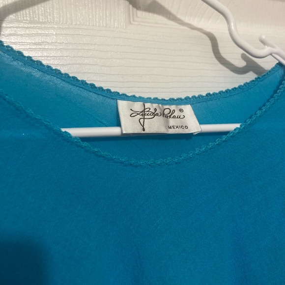 Blue seashell cover up - Picture 2 of 3